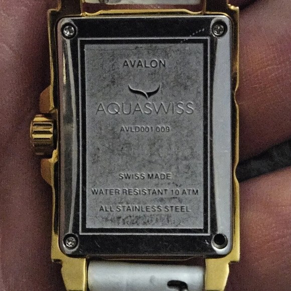 VINTAGE LADIES AQUASWISS AVALON IN GOLD AND CERAMIC WHITE - Picture 6 of 8